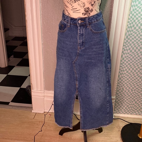 SHEIN Dresses & Skirts - Shein maxi denim skirt, size extra small EUC